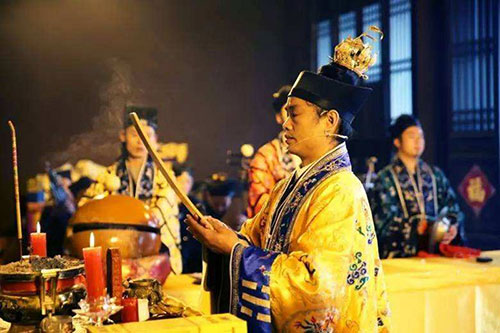 今年逢冲太岁，如何借助一些外力来改善个人运势
