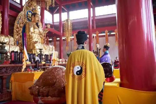 感情遇到问题可做和合术挽回感情